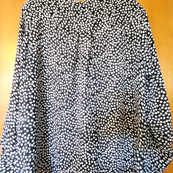 PXL black and white blouse - Picture 4 of 4